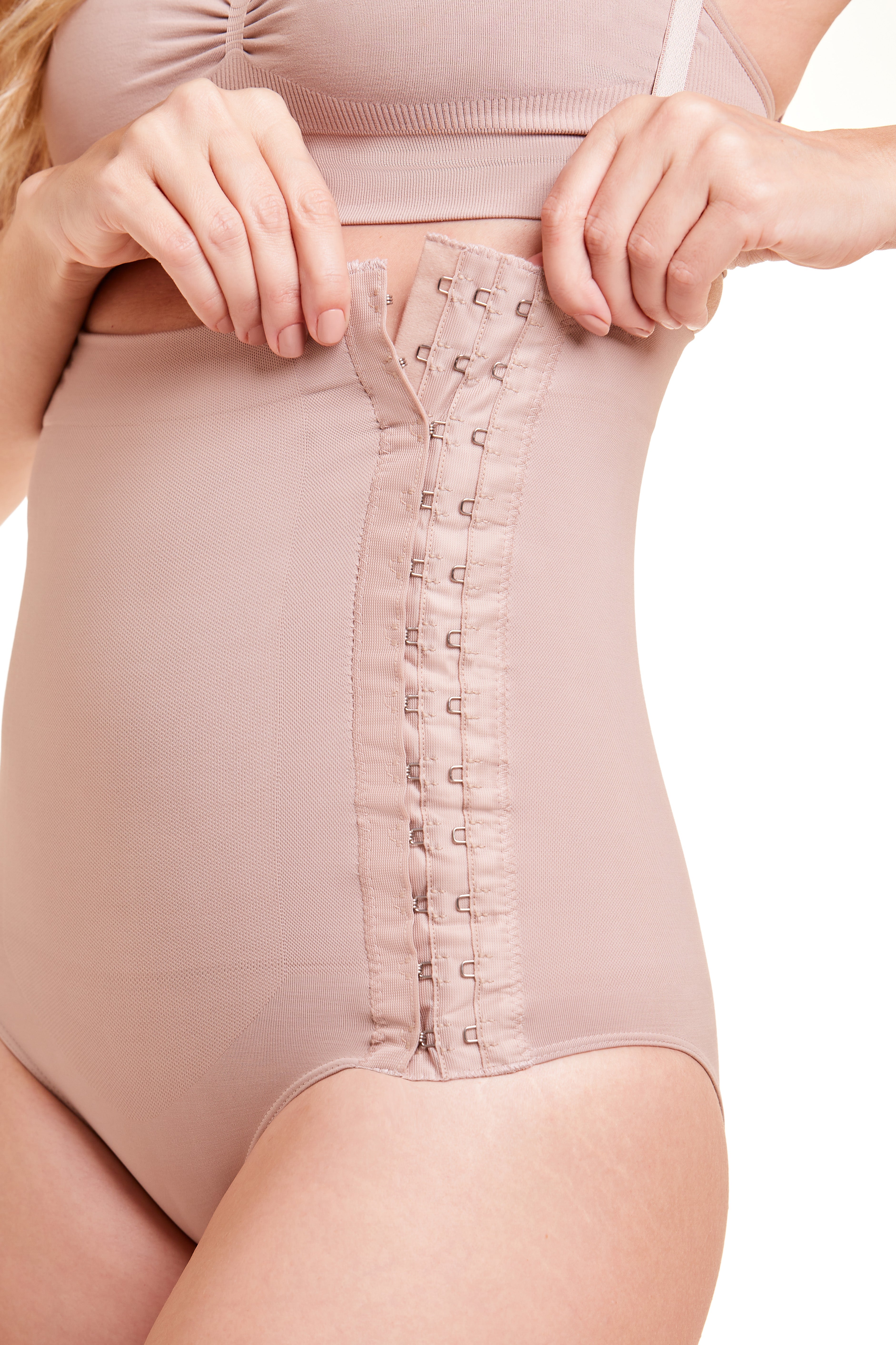 Calcinha Modeladora Cintura Alta Com Alças Removíveis Maternidade Pós Parto Base