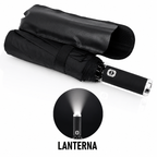 Guarda chuva com lanterna Thunder preto fechado com capa, mostrando a lanterna de LED no cabo