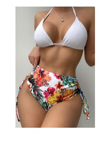 Biquini Floral & Saida de praia