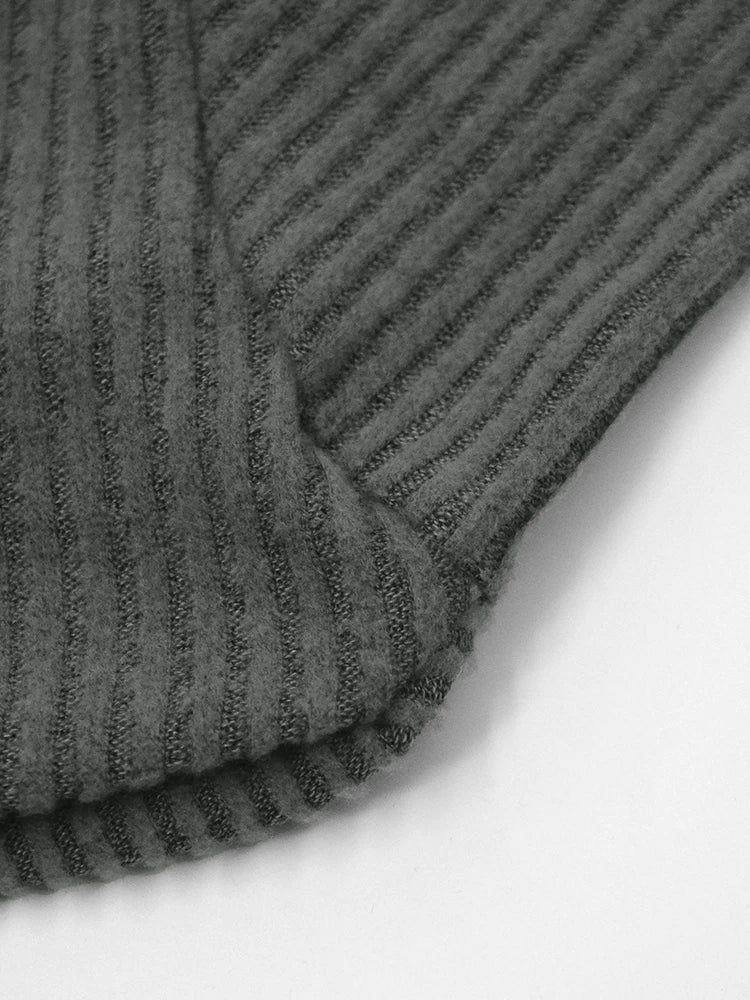 Blusa Assimétrica Feminina com Manga Comprida