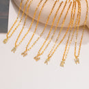 Colar Dourado Golden com pingente de Letras em brilhante