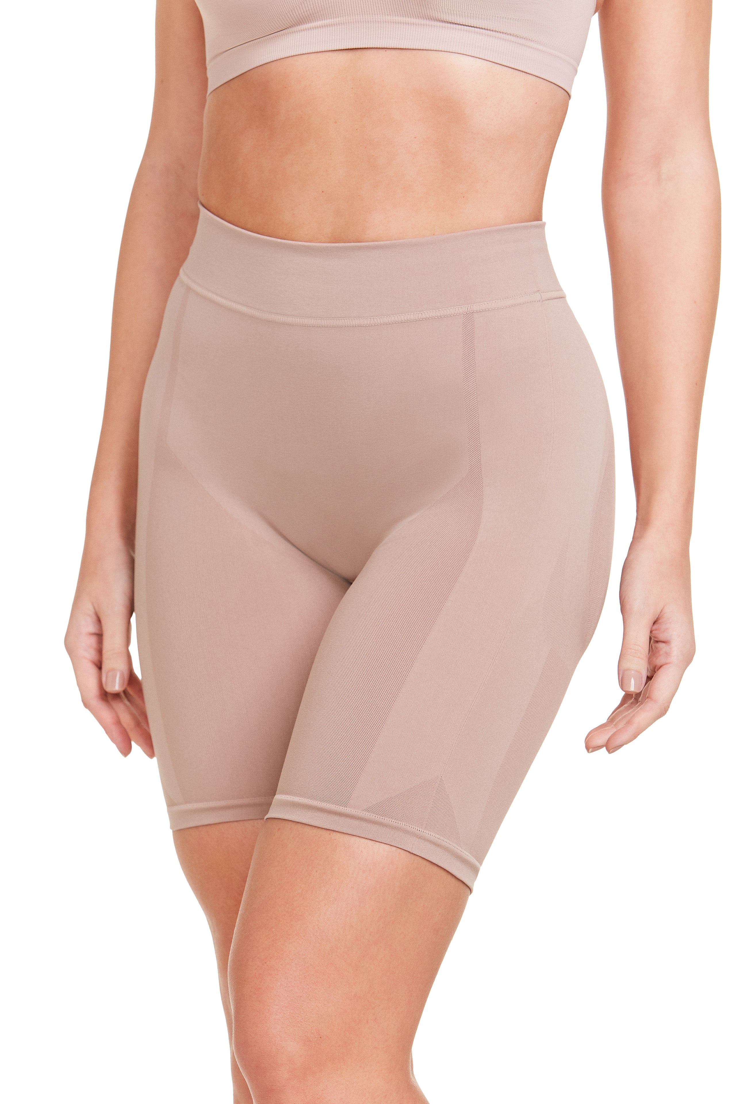 Bermuda Modeladora Cintura Média Levanta Bumbum Base