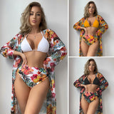 Biquini Floral & Saida de praia